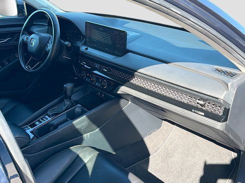 Used 2024 Honda Accord EX-L image 12