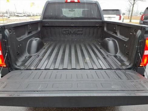 Used 2018 GMC Sierra 1500 SLE w/ SLE Value Package image 19