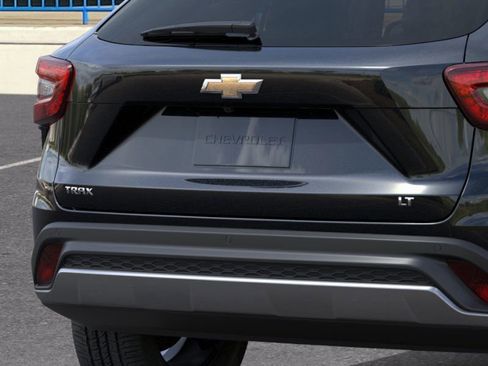 New 2026 Chevrolet Trax LT image 14