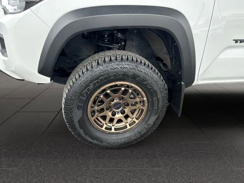 Certified 2023 Toyota Tacoma Trail Edition w/ Trail Edition image 9