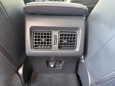 Used 2025 Toyota Camry XLE w/ Premium Plus Package FWD image 27