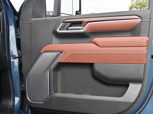 New 2026 GMC Sierra 3500 Denali Ultimate AWD/4WD image 26