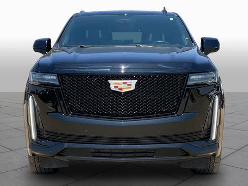 Used 2023 Cadillac Escalade Sport Platinum AWD/4WD image 4