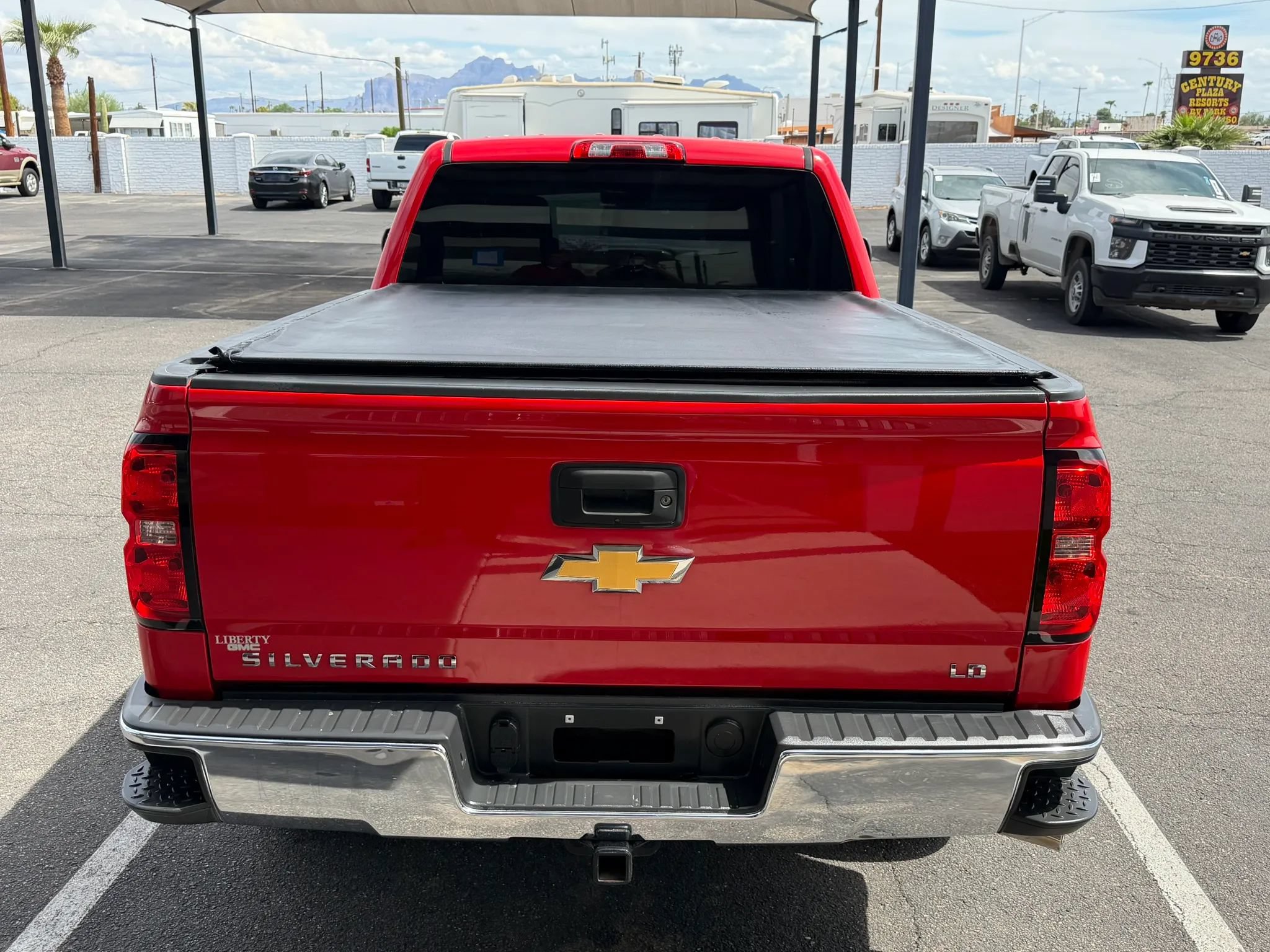 Used 2019 Chevrolet Silverado 1500 LT AWD/4WD image 6