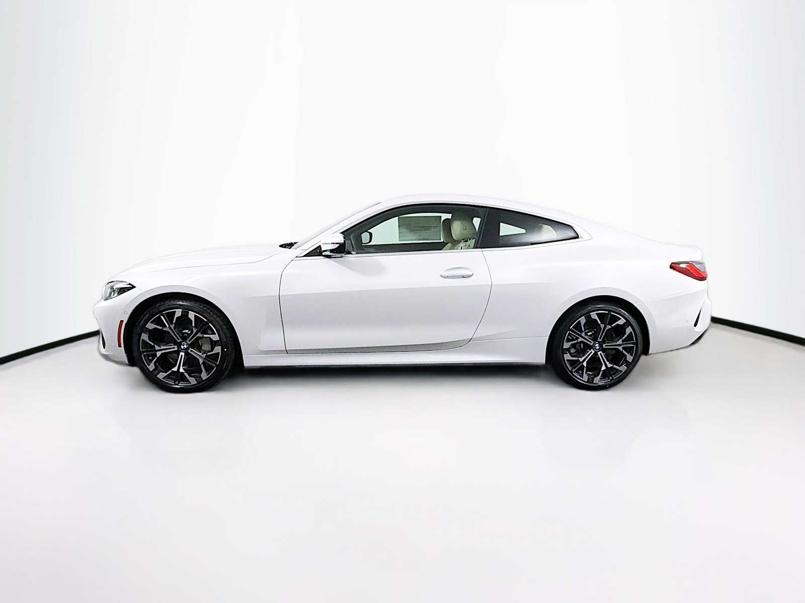 New 2026 BMW 430i xDrive Coupe w/ Premium Package AWD/4WD image 4
