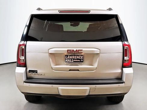 Used 2017 GMC Yukon SLT RWD image 5
