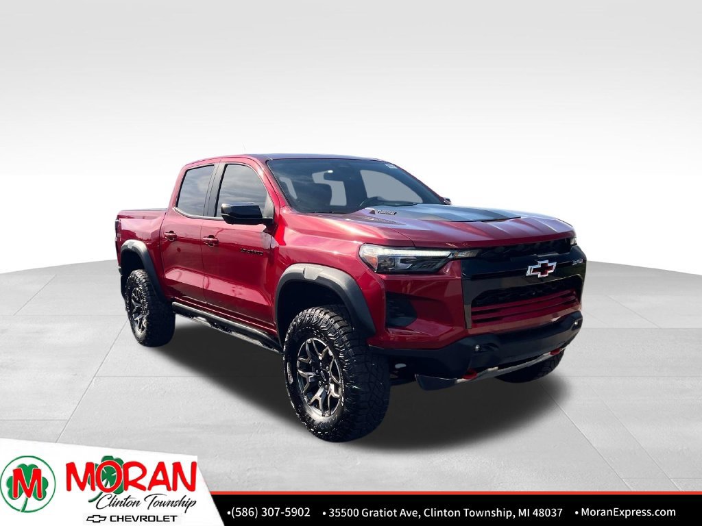 Certified 2026 Chevrolet Colorado ZR2 w/ Technology Package AWD/4WD image 8