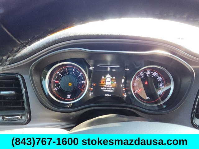 Used 2023 Dodge Challenger SXT RWD image 3
