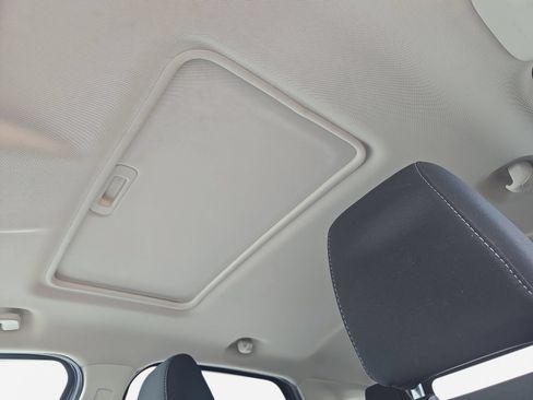 Used 2021 Ford EcoSport SE FWD image 30