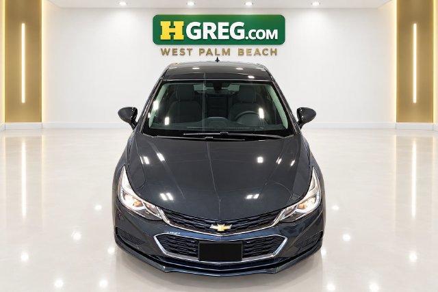 Used 2017 Chevrolet Cruze LT w/ Convenience Package FWD image 7