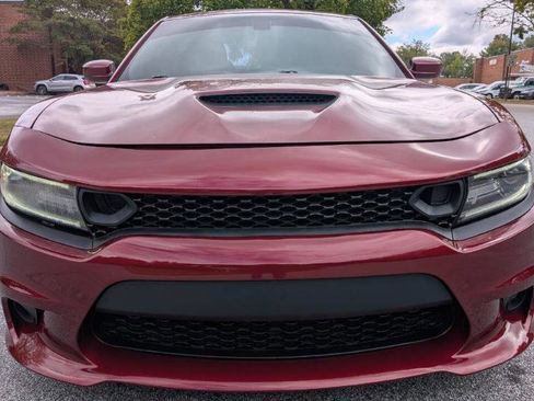 Used 2019 Dodge Charger Scat Pack RWD image 4