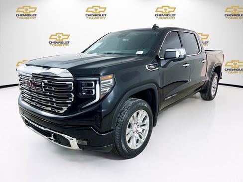 Used 2022 GMC Sierra 1500 Denali w/ Technology Package image 3