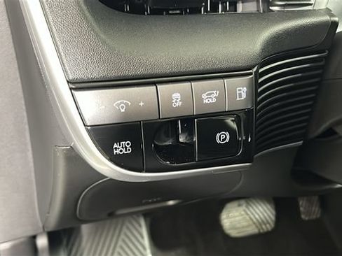 Certified 2025 Hyundai Ioniq 5 SEL AWD/4WD image 19