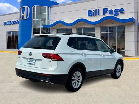 Used 2018 Volkswagen Tiguan S FWD image 4