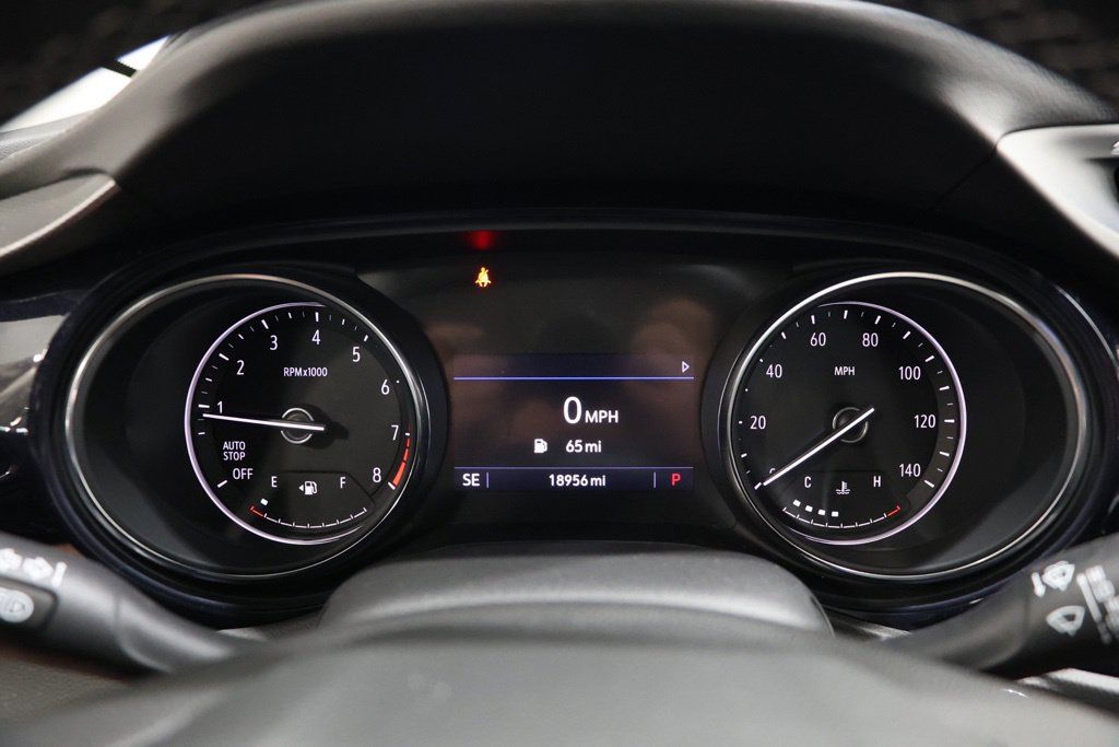 Used 2023 Buick Encore GX Preferred w/ Cold Weather Comfort Package FWD image 23