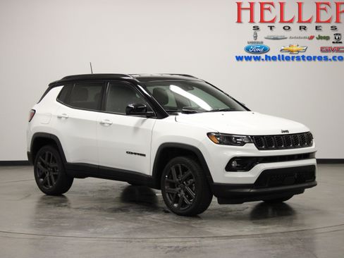 Used 2026 Jeep Compass Limited AWD/4WD image 1