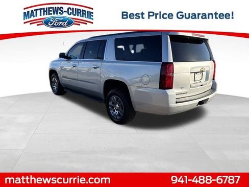 Used 2020 Chevrolet Suburban LT image 6