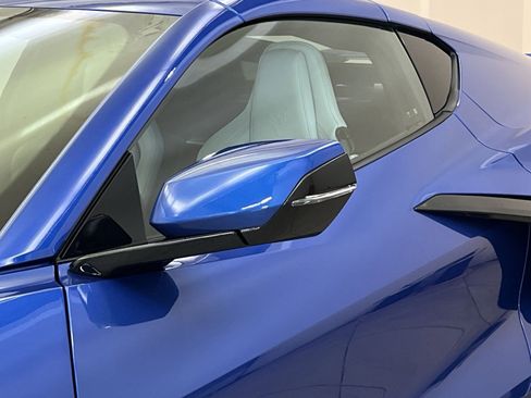 Used 2023 Chevrolet Corvette Stingray Coupe w/ Z51 Performance Package image 31