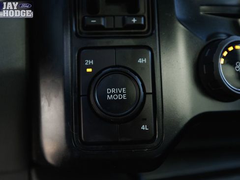 Certified 2025 Ford F450 XLT w/ 360-Degree Camera Package image 28