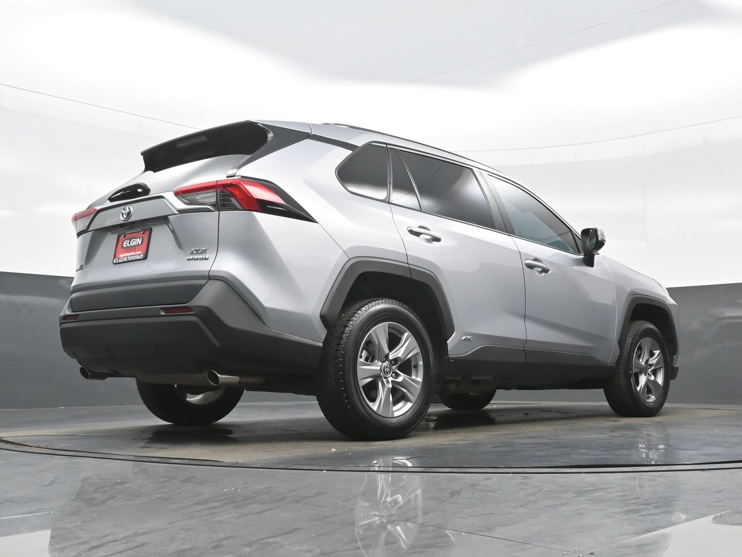 Used 2022 Toyota RAV4 XLE w/ Convenience Package AWD/4WD image 33