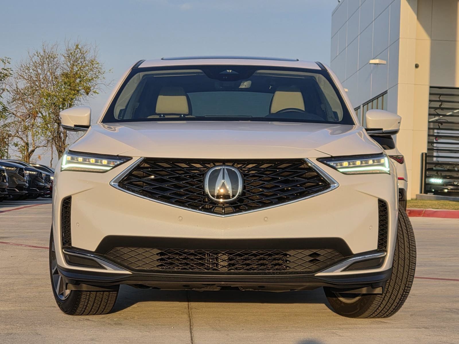 Used 2026 Acura MDX w/ Technology Package FWD image 2