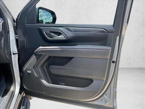 Used 2023 Chevrolet Tahoe RST w/ Luxury Package RWD image 19