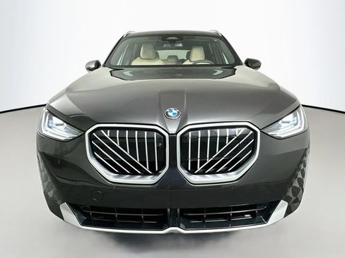 Used 2026 BMW X3 xDrive30i w/ Premium Package AWD/4WD image 2