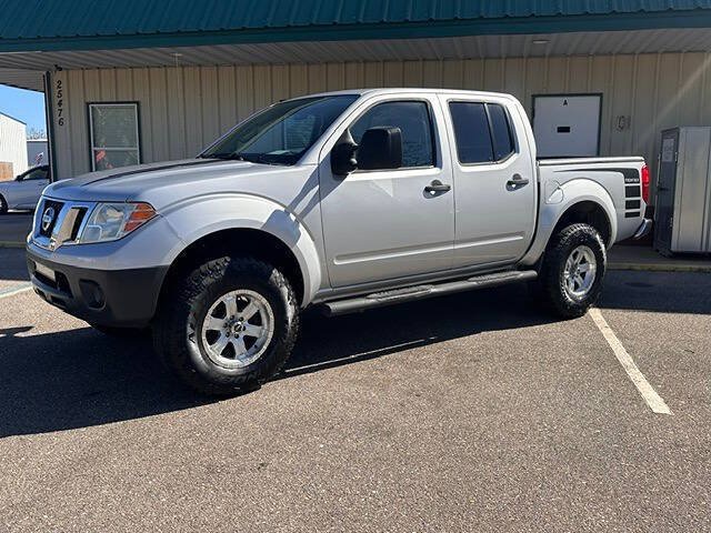 Used 2014 Nissan Frontier S AWD/4WD image 2