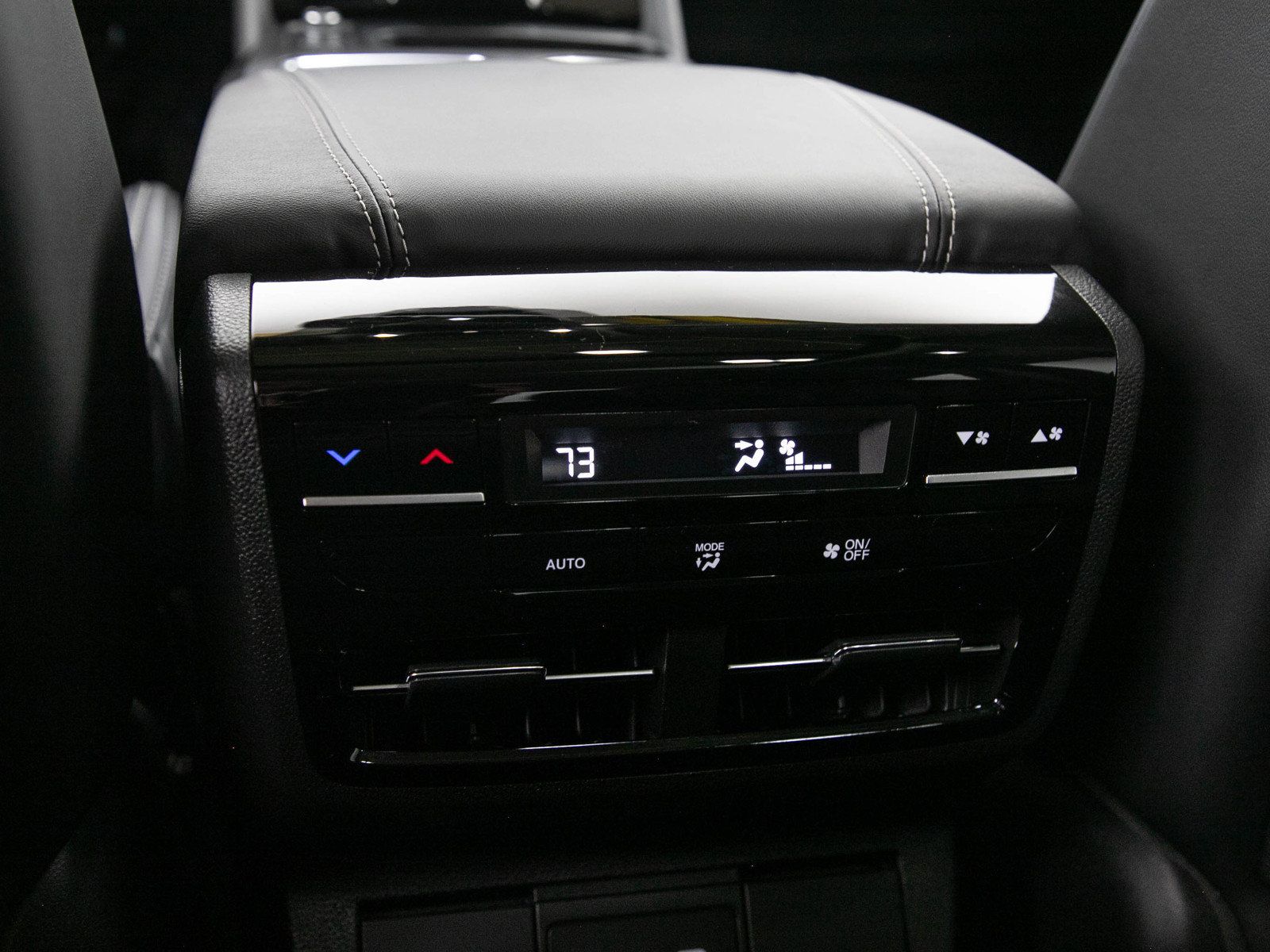 Used 2025 Acura MDX w/ Technology Package AWD/4WD image 17