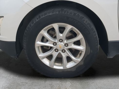 Used 2019 Chevrolet Equinox LT FWD image 9