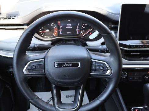 Used 2022 Jeep Compass Limited AWD/4WD image 22