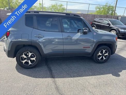 Used 2022 Jeep Renegade Trailhawk w/ Trailer Tow Group AWD/4WD image 3