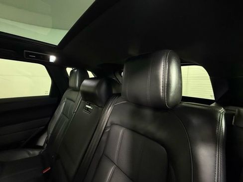 Used 2022 Land Rover Range Rover Sport HSE Dynamic image 31