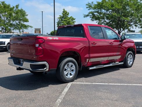 Used 2021 Chevrolet Silverado 1500 LT AWD/4WD image 5