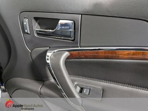 Used 2011 Lincoln MKZ AWD image 35