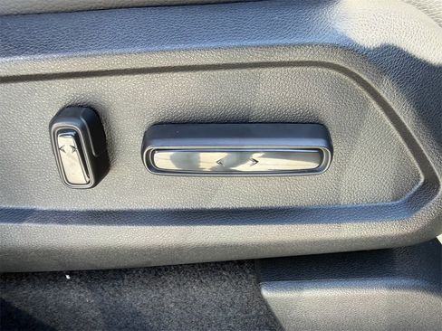 New 2025 Honda Pilot Touring image 22