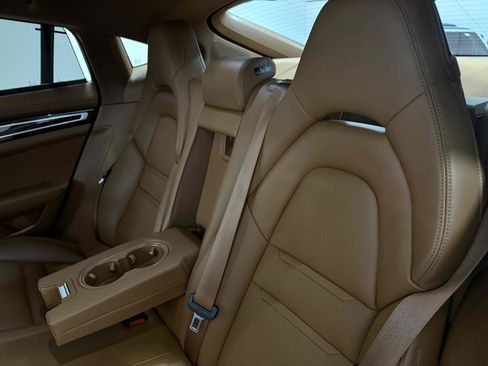 Used 2022 Porsche Panamera Platinum Edition RWD image 96