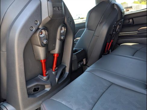 Used 2025 Toyota Tacoma TRD Pro AWD/4WD image 17