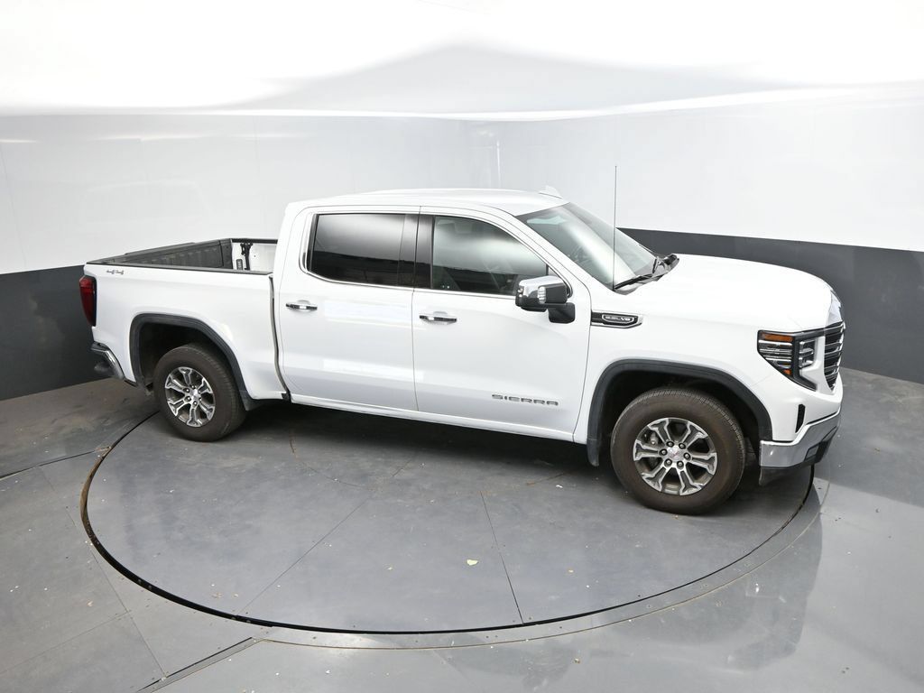Used 2025 GMC Sierra 1500 SLT AWD/4WD image 25