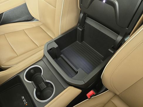 Certified 2023 Chevrolet Tahoe Premier AWD/4WD image 28