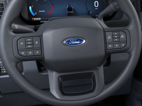 New 2026 Ford F250 XLT w/ XLT Premium Package AWD/4WD image 12
