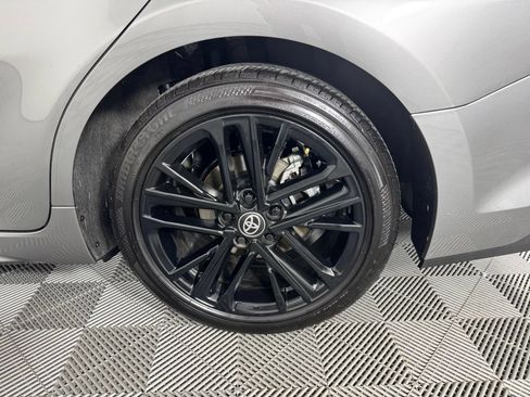 Used 2025 Toyota Camry SE FWD image 39