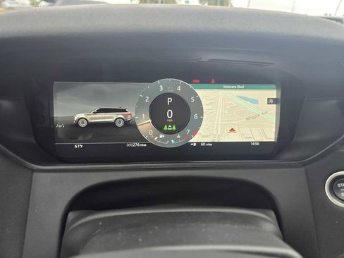 Certified 2025 Land Rover Range Rover Velar Dynamic SE image 27