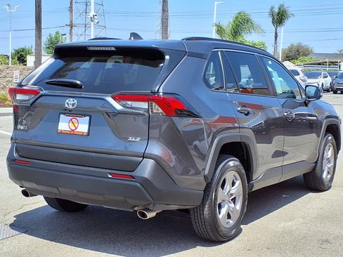 Certified 2025 Toyota RAV4 XLE FWD image 6