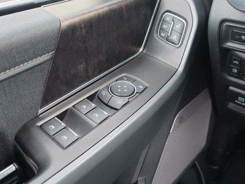 Used 2021 Ford F150 Lariat w/ Equipment Group 502A High image 27