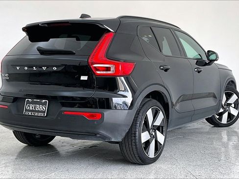 Used 2024 Volvo XC40 Recharge Ultimate w/ Protection Package Premier image 2
