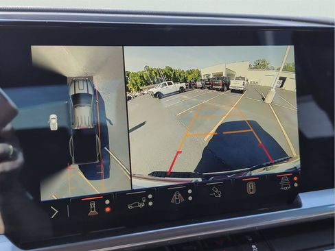 Used 2024 GMC Sierra 3500 SLT w/ Texas SLT Premium Package image 19