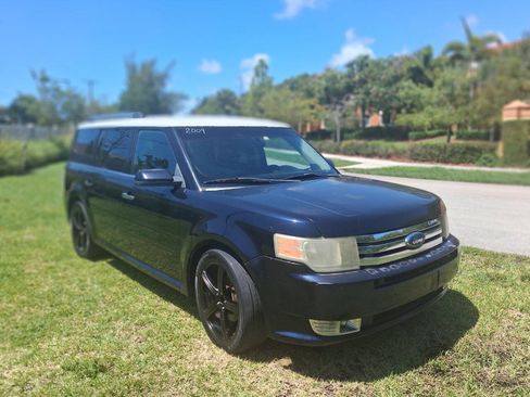 Used 2009 Ford Flex SEL FWD image 4