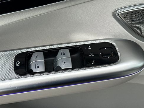 Used 2023 Mercedes-Benz EQE 350+ SUV image 28