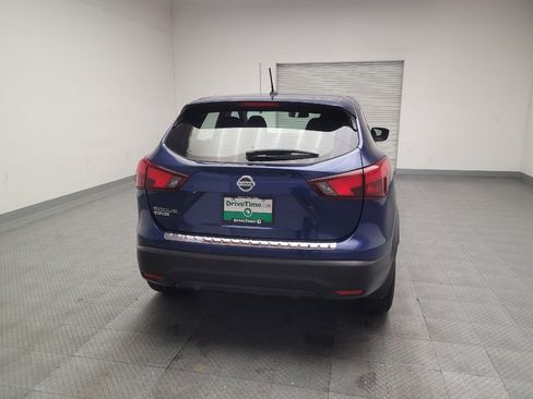 Used 2018 Nissan Rogue Sport S w/ S Appearance Package FWD image 7